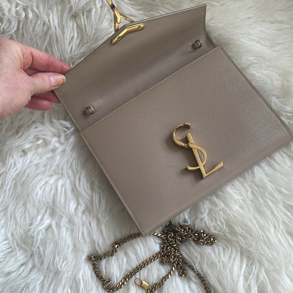 YSL Cassandra Wallet in Chain - Picture 13 of 17